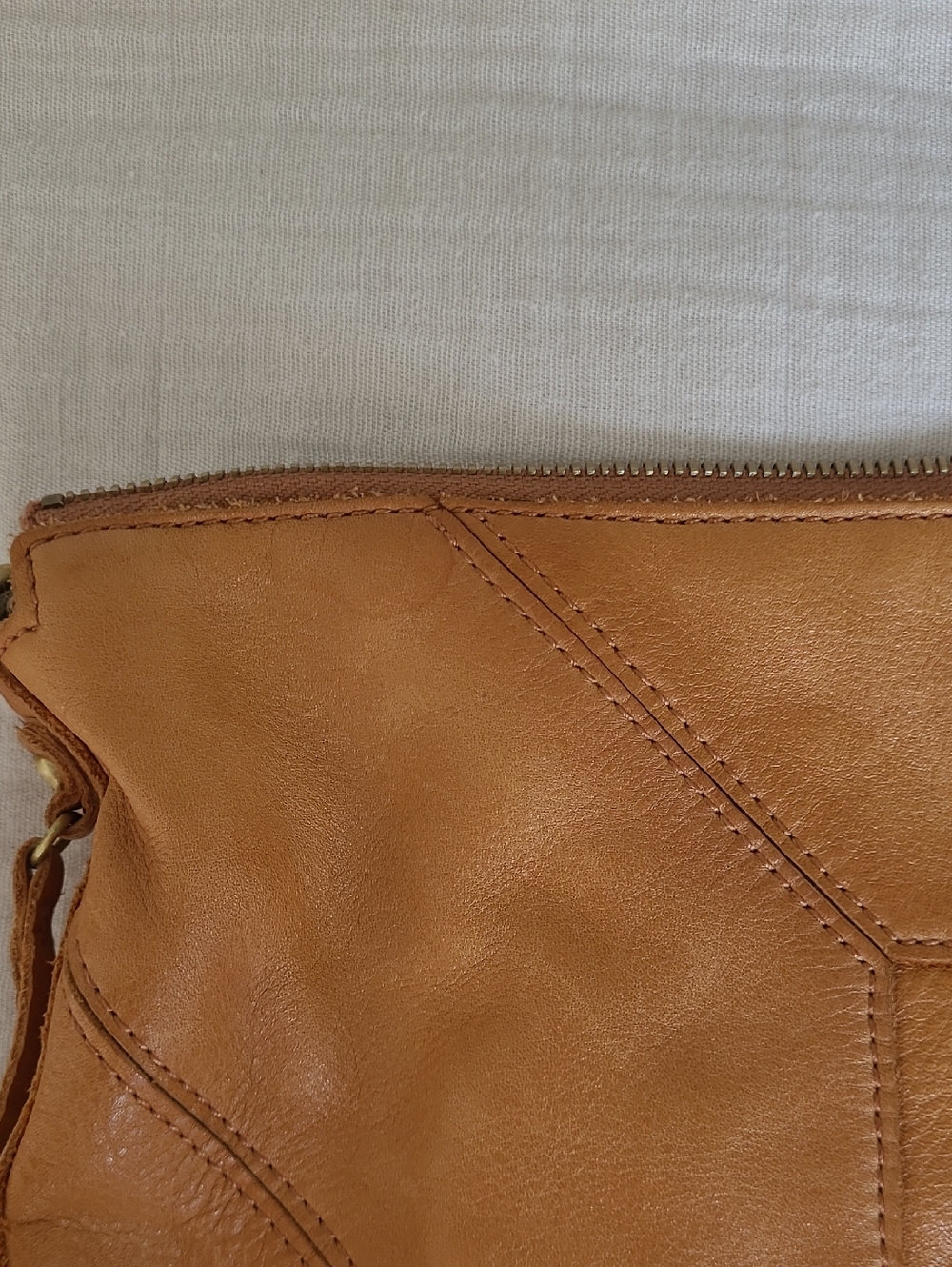 HOBO Crossbody - Picture 8 of 10